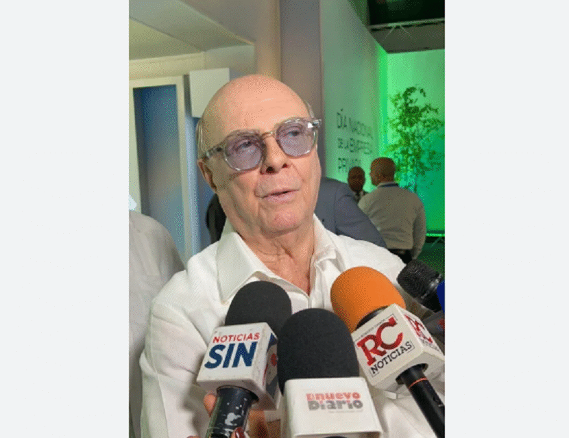 Hipólito Mejía asegura que “La mano de obra haitiana es necesaria en el país, dígalo quien lo diga”