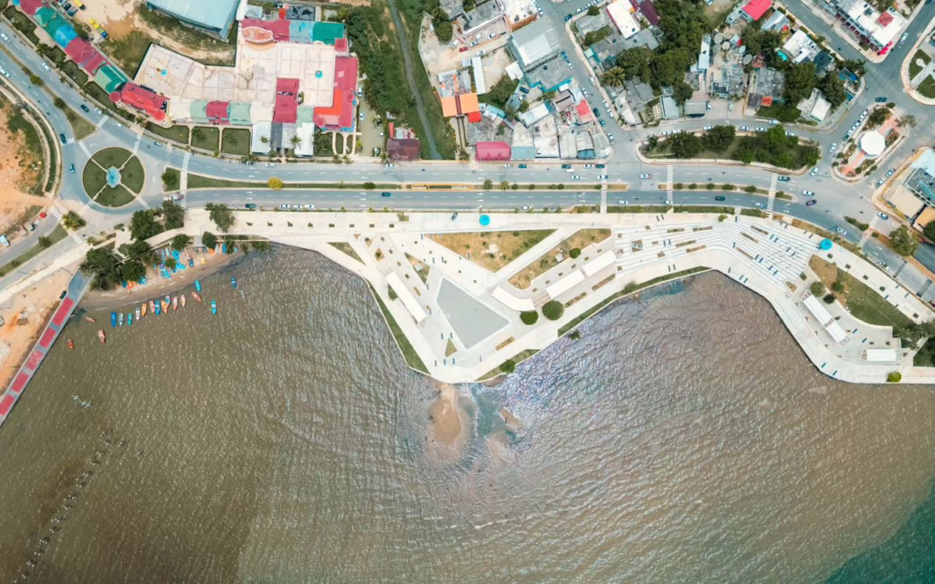 Presidente Abinader y David Collado inauguran varias obras en Samaná