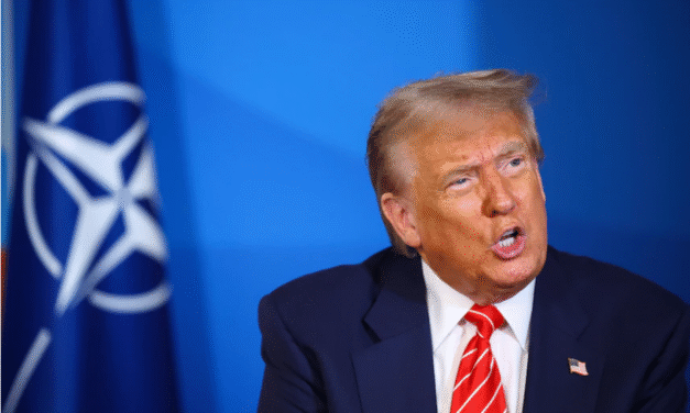 Trump compara los ataques estadounidenses con las bombas atómicas de la Segunda Guerra Mundial