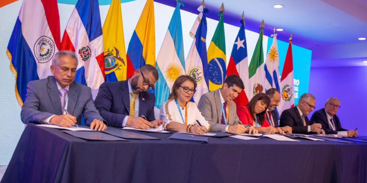Aduanas de RD y El Salvador firman Acuerdo de Reconocimiento Mutuo para incrementar sus relaciones comerciales