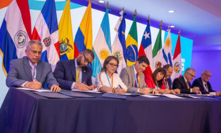 Aduanas de RD y El Salvador firman Acuerdo de Reconocimiento Mutuo para incrementar sus relaciones comerciales