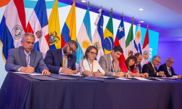 Aduanas de RD y El Salvador firman Acuerdo de Reconocimiento Mutuo para incrementar sus relaciones comerciales