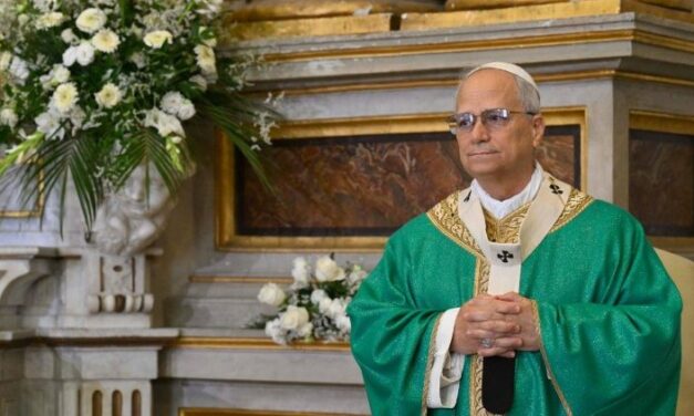 El papa León XIV, pide a Netanyahu el fin de la guerra en Gaza
