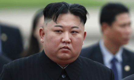Kim Jong-un promete ganar la batalla contra Estados Unidos en conmemoración del aniversario de la Guerra de Corea