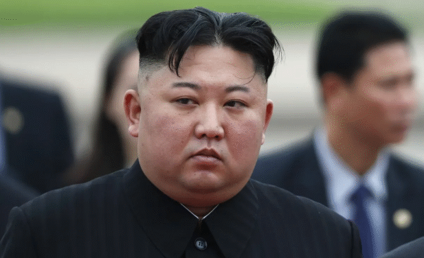 Kim Jong-un promete ganar la batalla contra Estados Unidos en conmemoración del aniversario de la Guerra de Corea