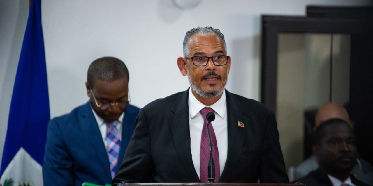 Haití: El primer ministro Alix Didier Fils-Aimé sale de viaje a Estados Unidos