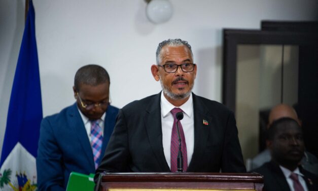Haití: El primer ministro Alix Didier Fils-Aimé sale de viaje a Estados Unidos
