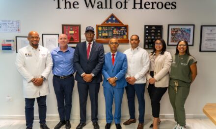 Presidente de la Hermandad es recibido por VCCA Punta Cana