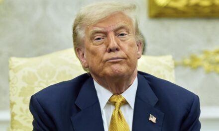 EE.UU: Trump critica al WSJ y a sus críticos por la guerra entre Rusia y Ucrania.