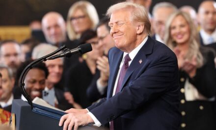 Trump cancela $5 mil millones en ayuda exterior