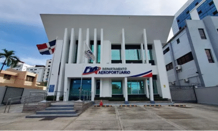 Comisión Aeroportuaria conoce informe sobre fallo eléctrico en Aeropuerto de las Américas y ordena a AERODOM al pago de US$ 5 millones de dólares