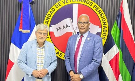 Hermandad de Veteranos desarrollará programas con Meta-Universidades.