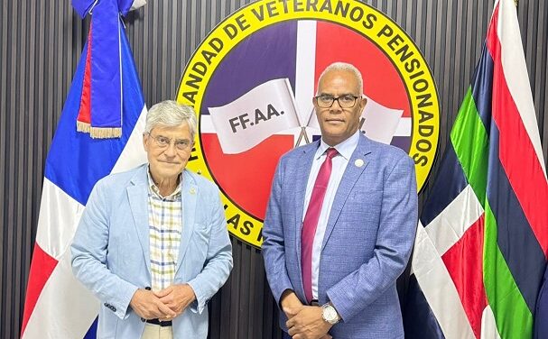 Hermandad de Veteranos desarrollará programas con Meta-Universidades.