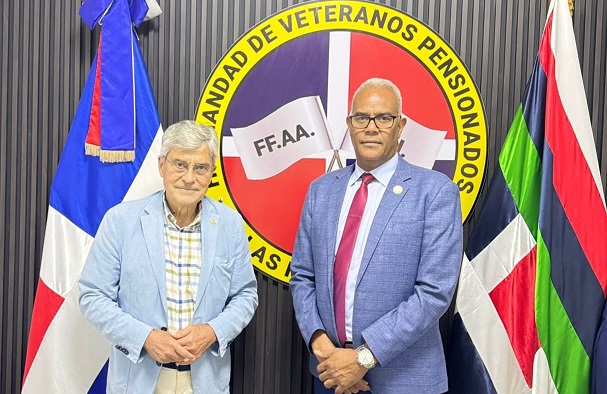 Hermandad de Veteranos desarrollará programas con Meta-Universidades.