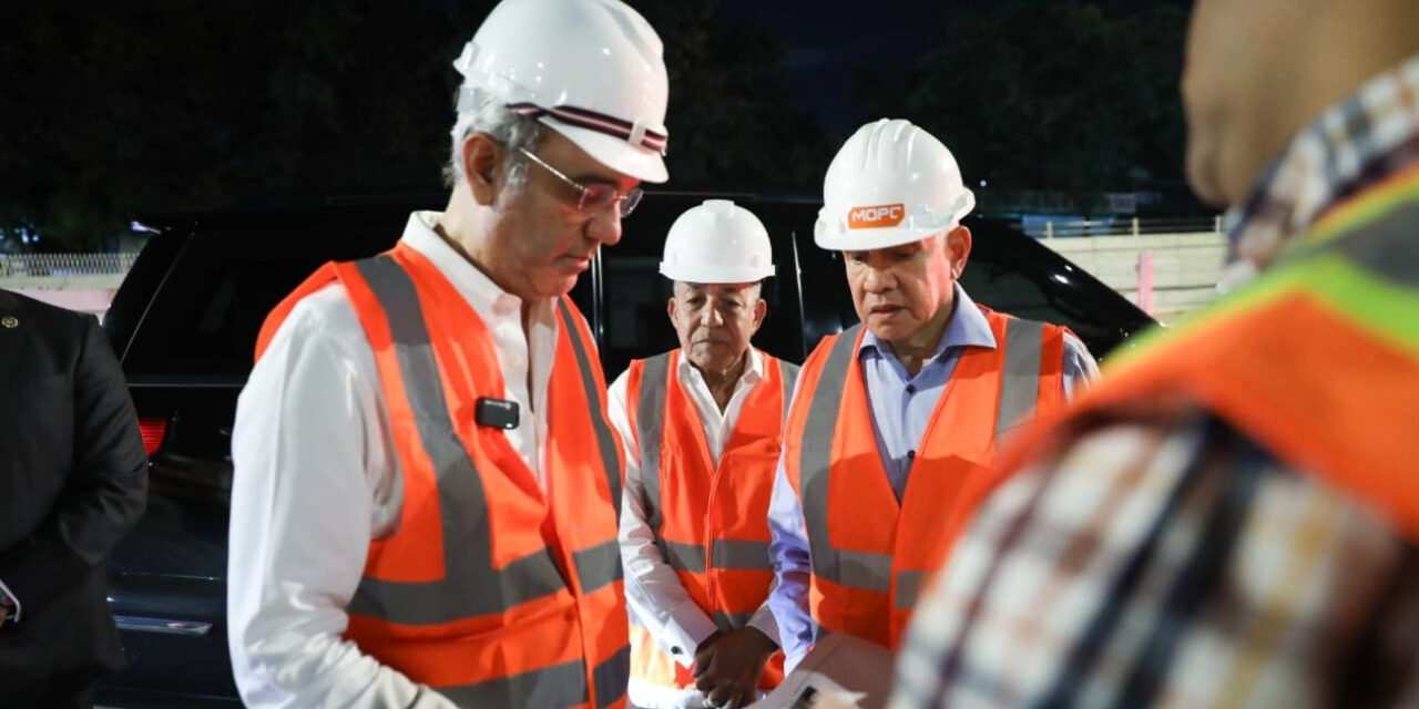 Abinader supervisa construcción del paso a desnivel en la prolongación 27 de Febrero con Isabel Aguiar