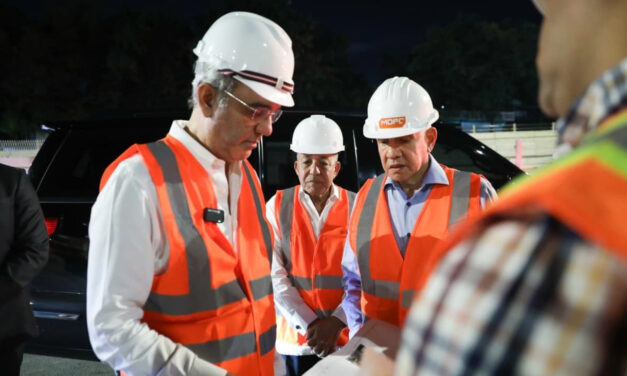 Abinader supervisa construcción del paso a desnivel en la prolongación 27 de Febrero con Isabel Aguiar