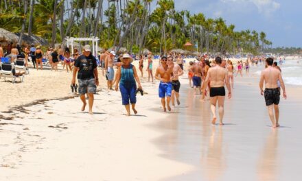 Destacan crecimiento en llegada de turistas argentinos a La Romana