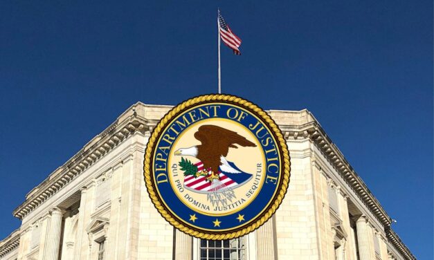 EE.UU: El Departamento de Justicia considera restringir las armas de fuego para personas con disforia de género