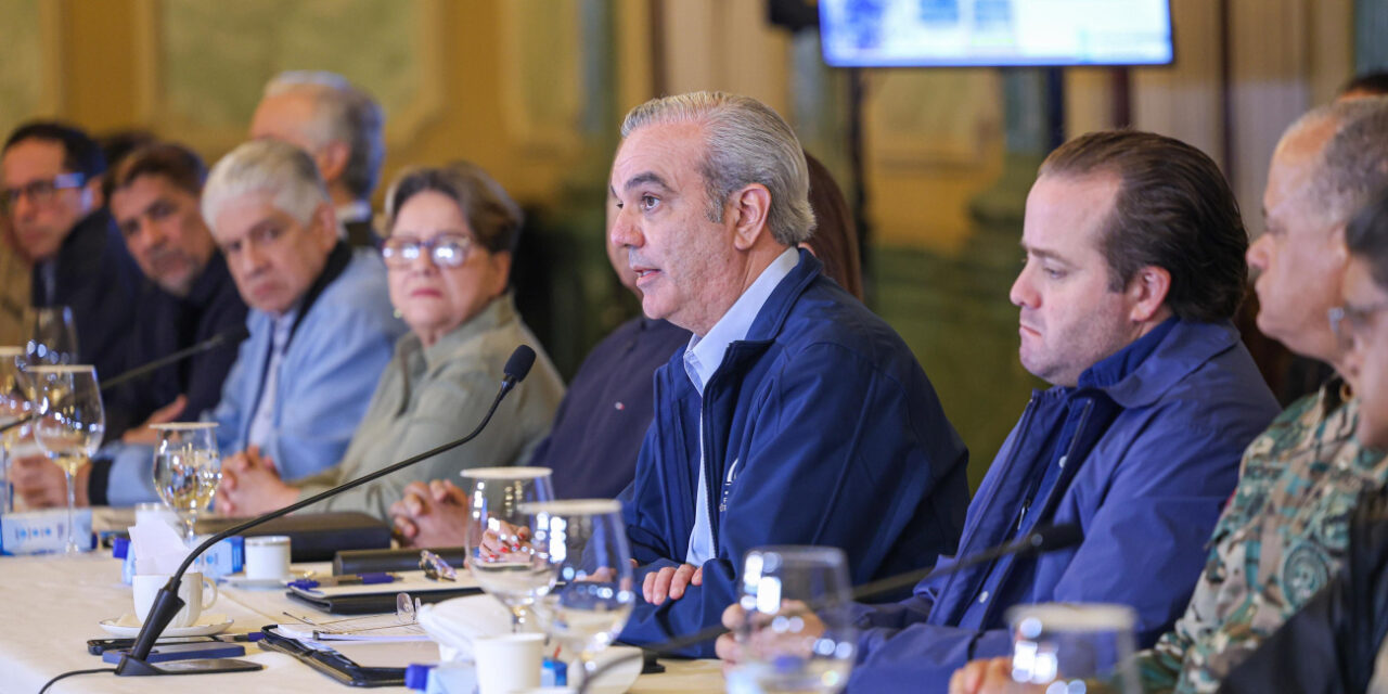Se mantiene para este sábado suspensión de labores en provincias en alerta roja; medidas preventivas serán revisadas a las 9 a. m. del sábado en reunión de seguimiento desde el COE