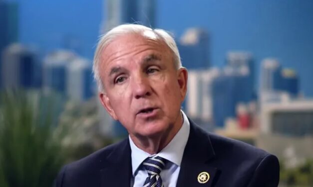 EE.UU: Congresista republicano Carlos Giménez dice que Las amenazas de Gustavo Petro deben tomarse en serio