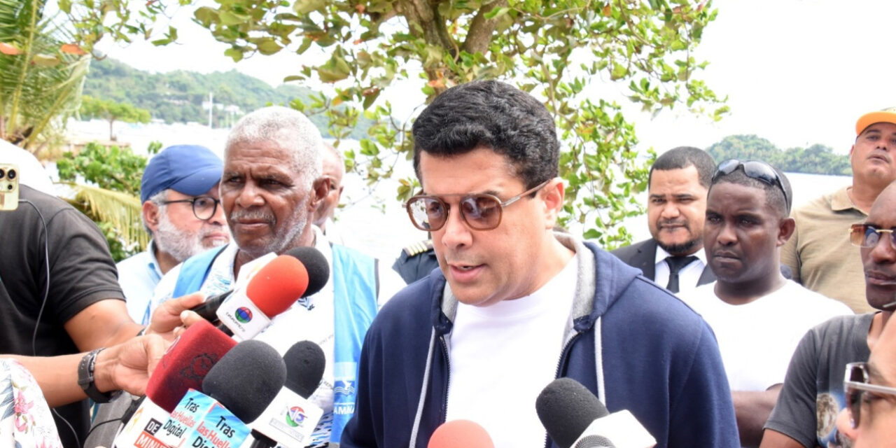 Ministro David Collado destaca que reconstrucción del malecón de Samaná superó prueba de lluvias