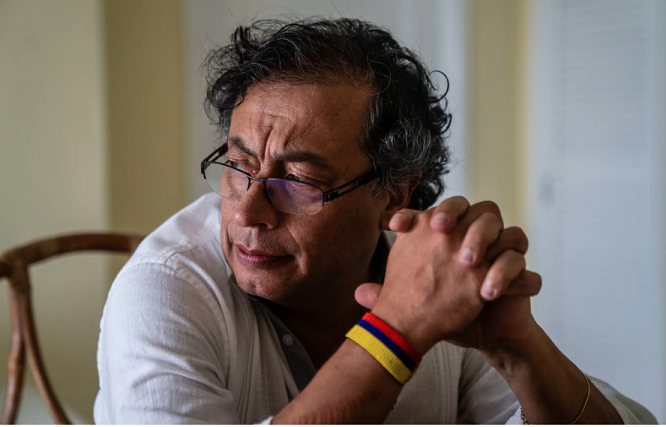 Presidente de Colombia Gustavo Petro llama a Trump “grosero e ignorante”