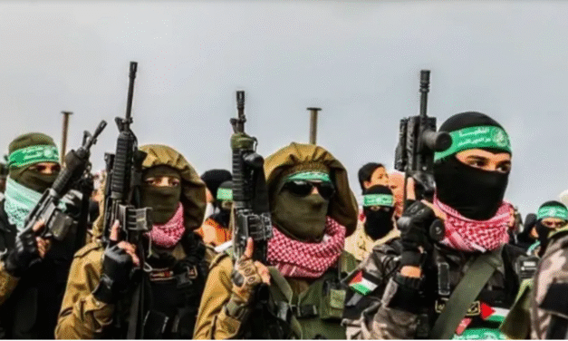 Funcionario de Hamas le dice a la BBC que es probable que Hamás rechace la propuesta de Trump sobre Gaza