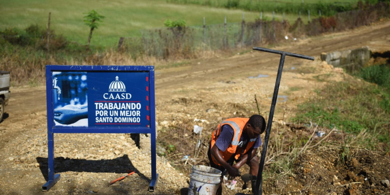 Caasd avanza en su plan de optimización del agua potable en SDE con nueva obra en La Batallita