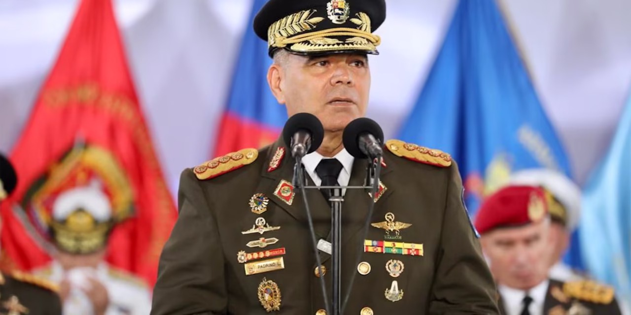 Gobierno de Venezuela denuncia acoso aéreo de EE.UU. cerca de sus costas en el Caribe