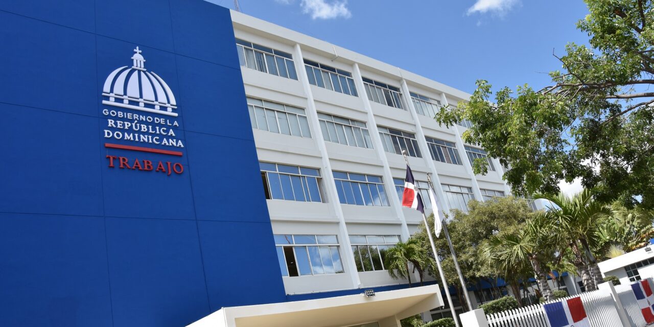 Ministerio de Trabajo anuncia posposición jornada de empleo por paso de tormenta tropical