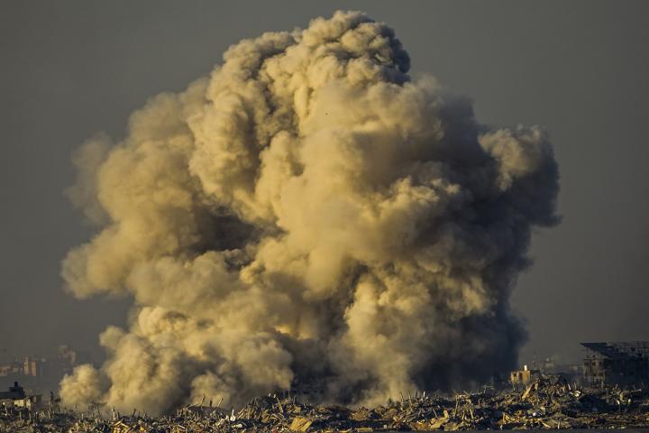 Israel lanzó 153 toneladas de bombas sobre Gaza