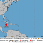 Melissa sigue generando amplia nubosidad como huracán categoría 5, afectando indirectamente todo el territorio nacional con lluvias y ráfagas de viento