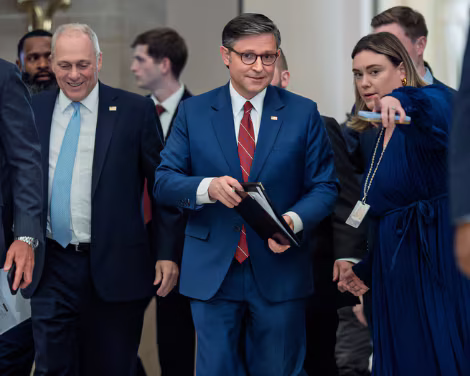 EE.UU: La Cámara de Representantes aprueba un proyecto de ley para poner fin al cierre histórico y envía la medida a Trump.