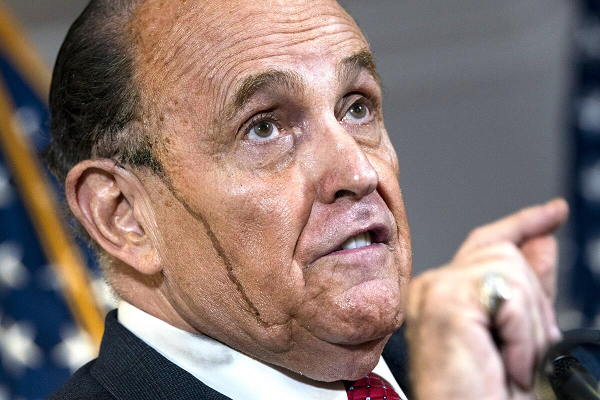 Giuliani dijo que la victoria de Mamdani es un «desastre» para Nueva York y un «regalo» para el Partido Republicano.