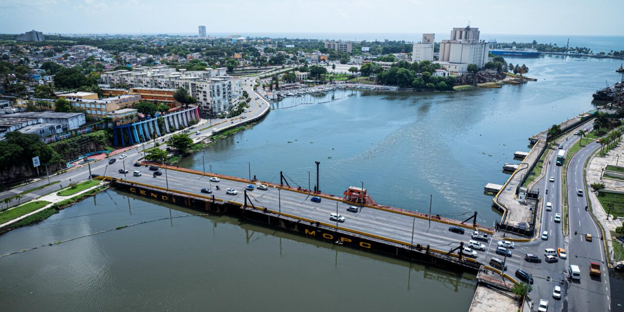 MOPC informa cierre del Puente Flotante por dos horas este sábado