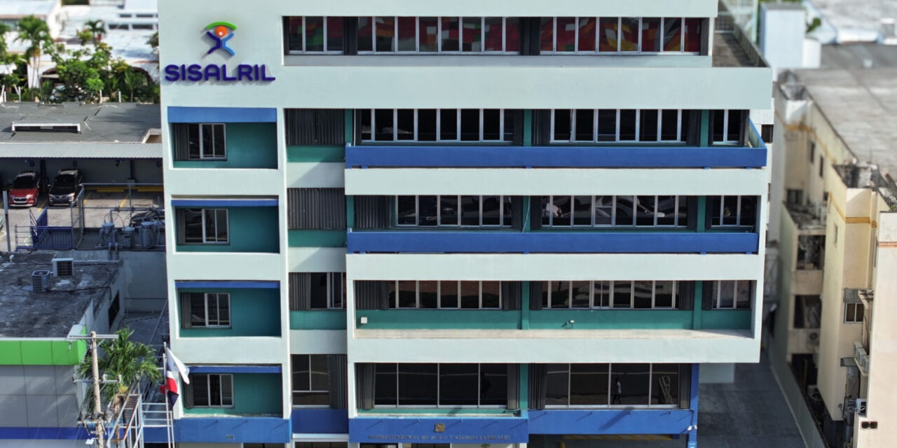 Sisalril avanza propuestas para fortalecer la cobertura de medicamentos de alto costo en el Seguro Familiar de Salud