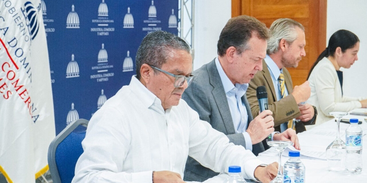 CNZFE aprueba permisos de instalación de 20 nuevas empresas de zonas francas, con una inversión superior a los RD 1,120.94 millones