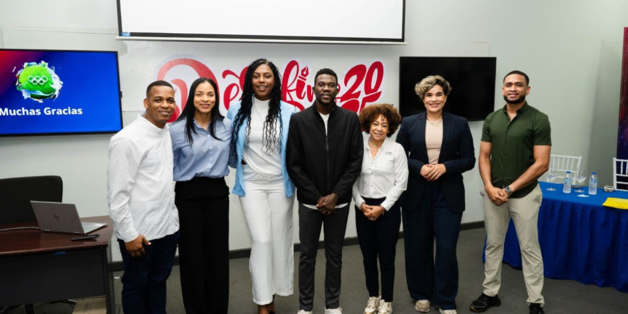 Atletas olímpicos imparten charla “Activa tu Espíritu Olímpico” a estudiantes del ITLA
