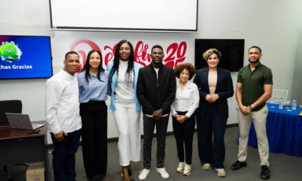 Atletas olímpicos imparten charla “Activa tu Espíritu Olímpico” a estudiantes del ITLA