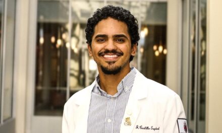 El casco y el cinturón: la inversión más pequeña con el impacto más grande en la seguridad vial