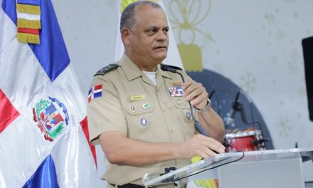 Ministro de Defensa anuncia entrega de más de RD 600 millones por concepto de “sueldo por año” a través del ISSFFAA para militares retirados en 2025