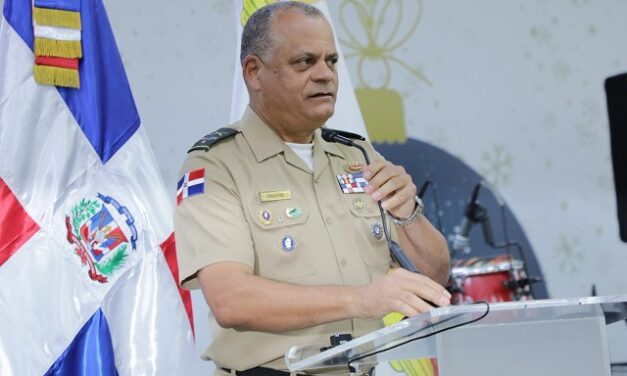 Ministro de Defensa anuncia entrega de más de RD 600 millones por concepto de “sueldo por año” a través del ISSFFAA para militares retirados en 2025