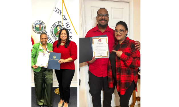 Dominicano en FL reconocido en Centenario de Alcaldía de Hialeah