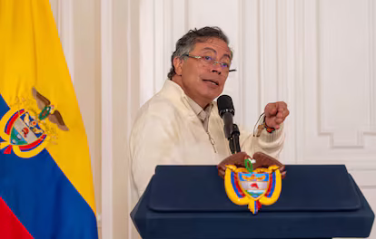 Iglesias rechazan dichos de Petro sobre sexualidad de Jesús