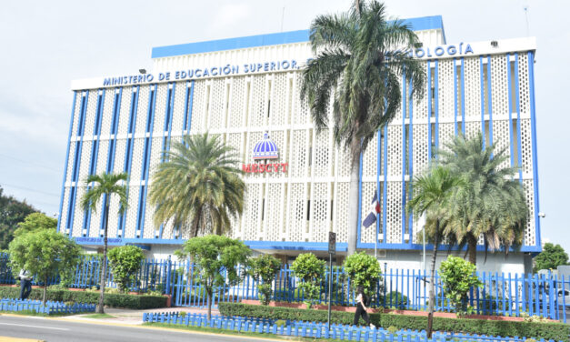 Mescyt lanza Programa de Portugués por Inmersión