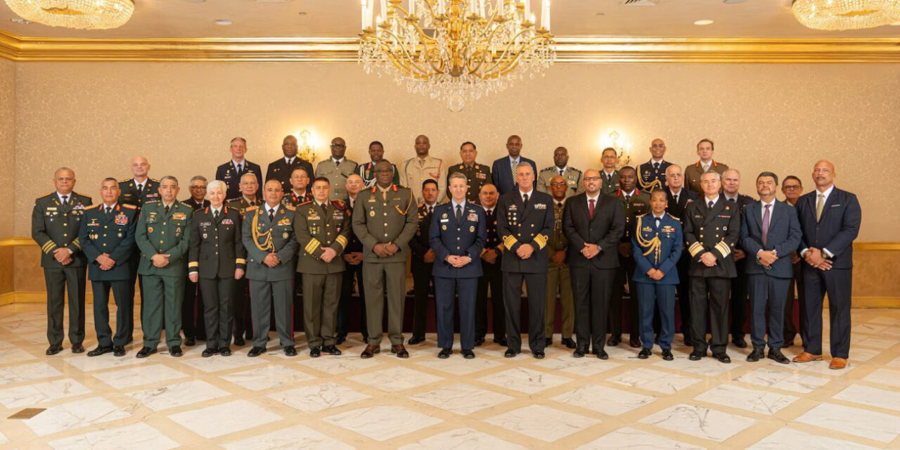 Ministro de Defensa participa en histórica reunión hemisférica de altos mandos militares convocada por Estados Unidos