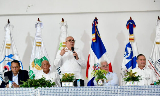 Banco Agrícola anuncia préstamos con tasa del 6 % en la Feria Agropecuaria 2026