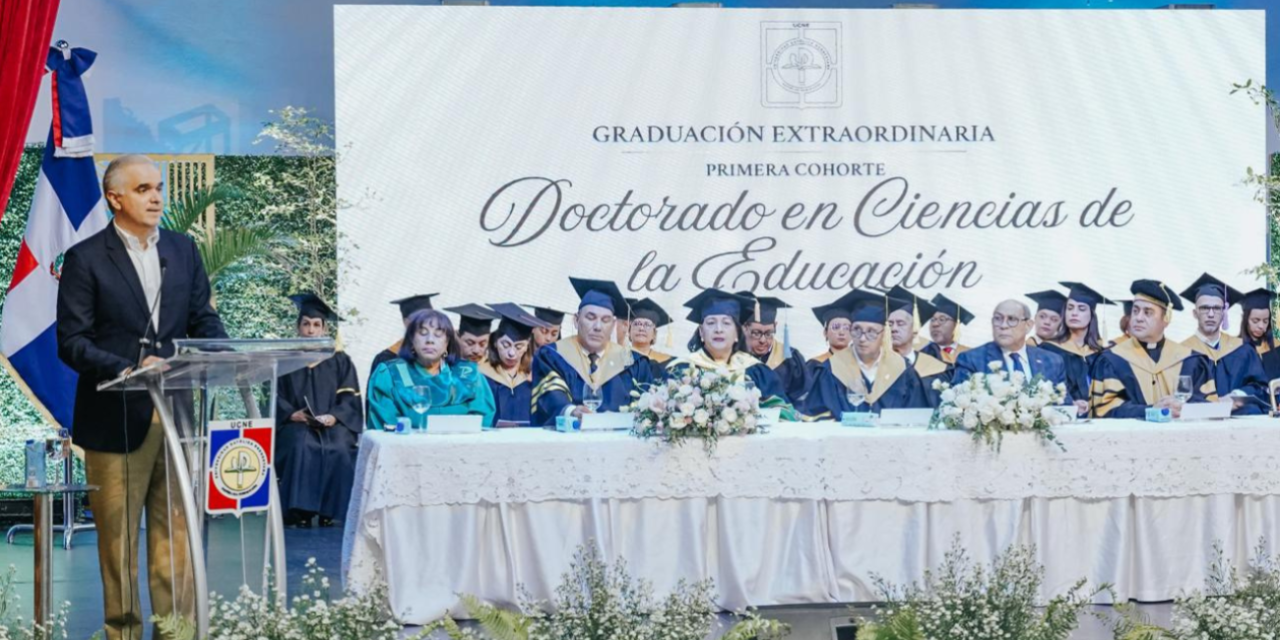 Ministro Luis Miguel De Camps reafirma su apuesta por el magisterio como eje clave para transformar el sistema educativo