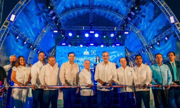 Presidente Abinader inaugura anfiteatro La Gaviota en Ciudad Juan Bosch