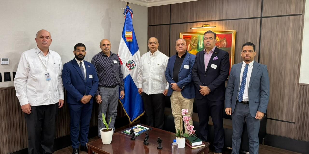 MIREX recibe delegación para conocer avances asistencia consular piloto Fabio Espinal detenido en Guinea